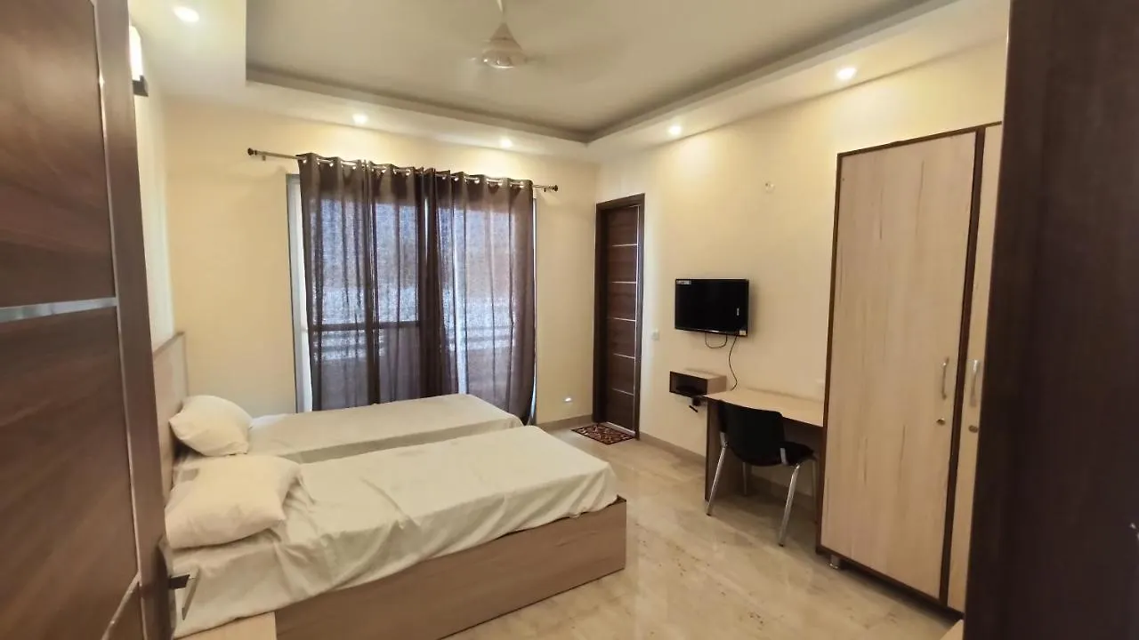 Covie Gurugram 108 Hostel Gurgaon